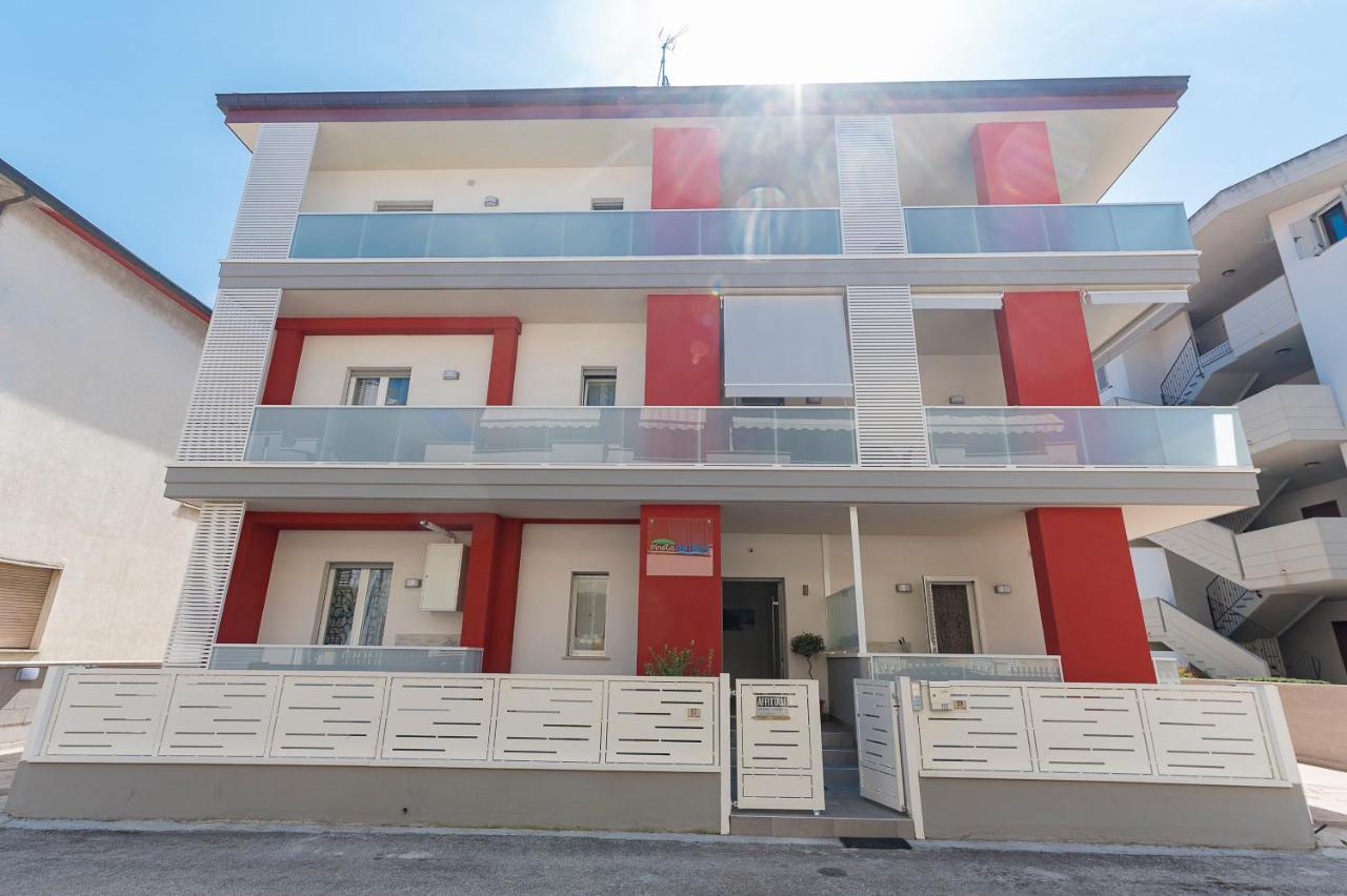 Bed and Breakfast Pineta del Mare Alba Adriatica Esterno foto